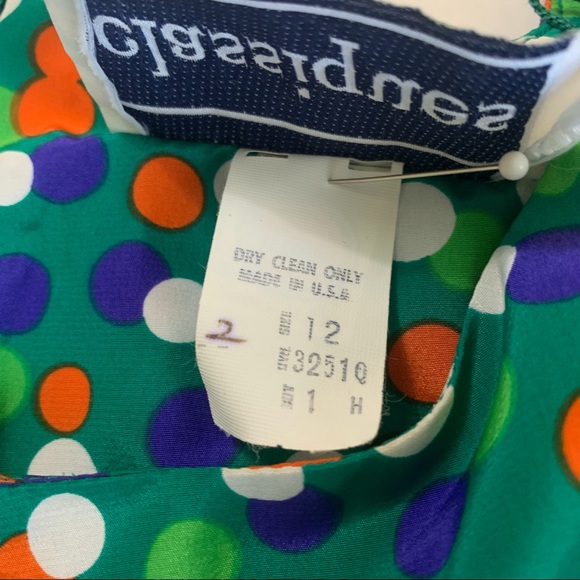 VINTAGE CLASSIQUE  GREEN TWO PIECE COLORFUL POLKA-DOTED DRESS - Picture 13 of 16